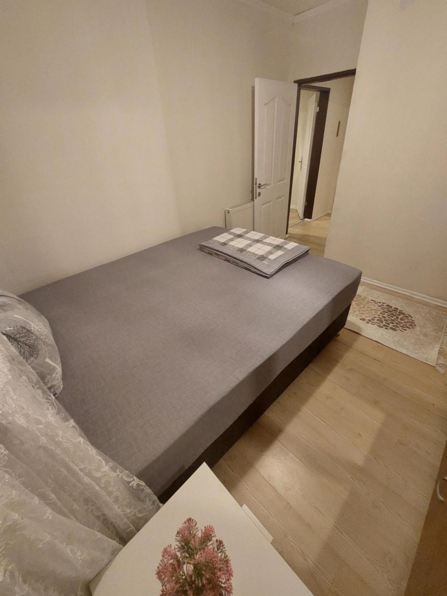 B.A.A Sabiha Goekcen Hostel Istanbul Ngoại thất bức ảnh