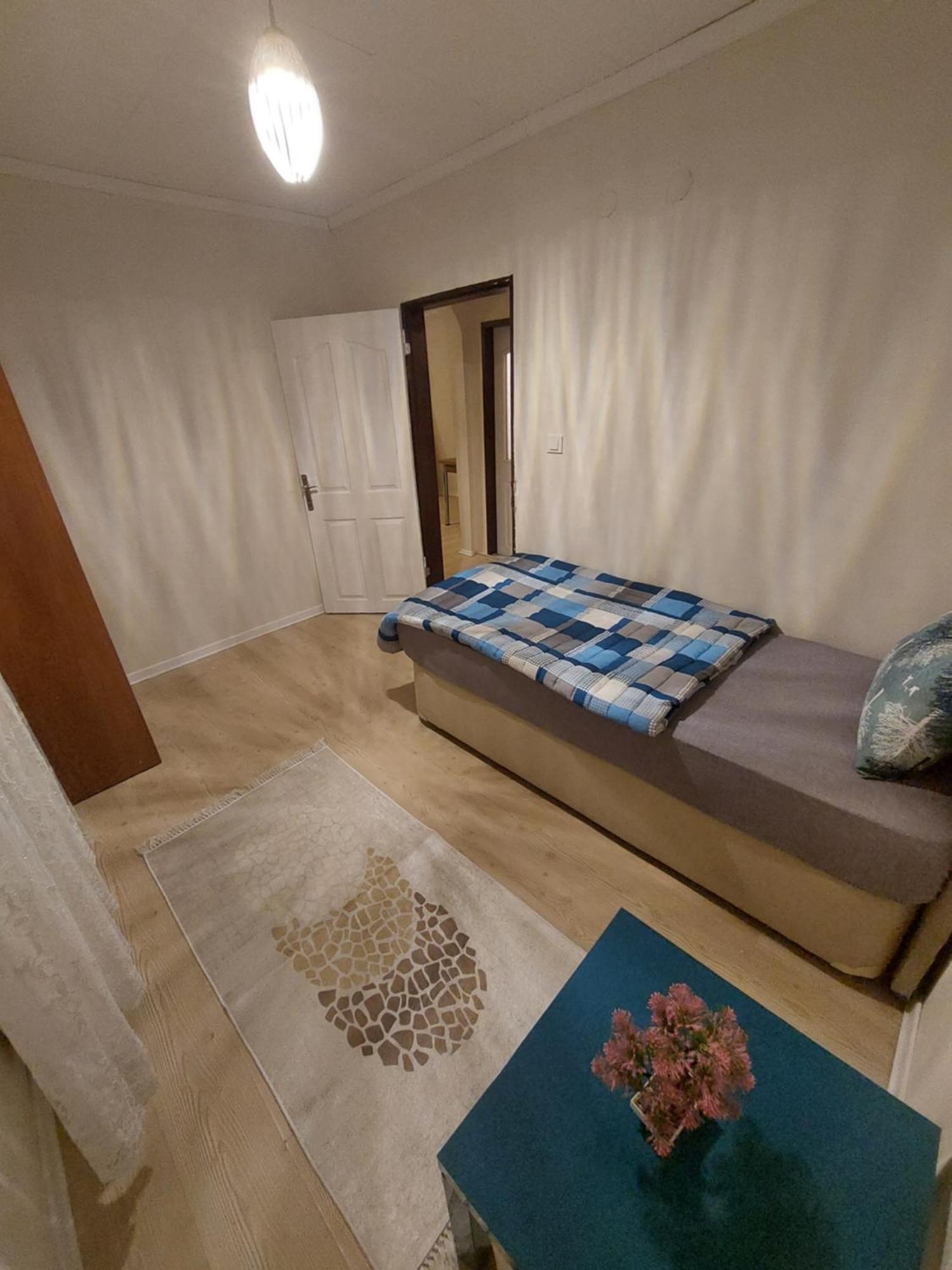 B.A.A Sabiha Goekcen Hostel Istanbul Ngoại thất bức ảnh